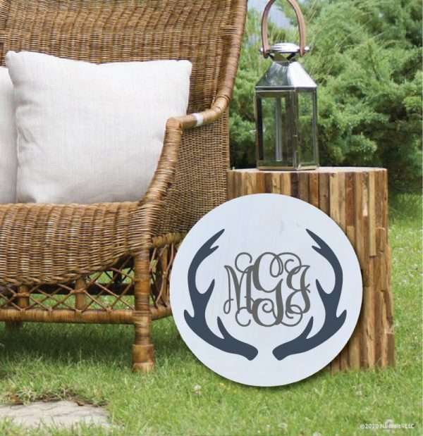 5009 Antlers With Monogram