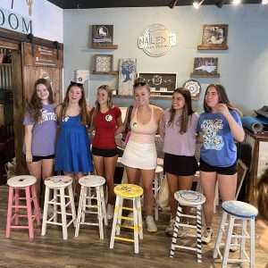 Debutante paint your stool 7/30